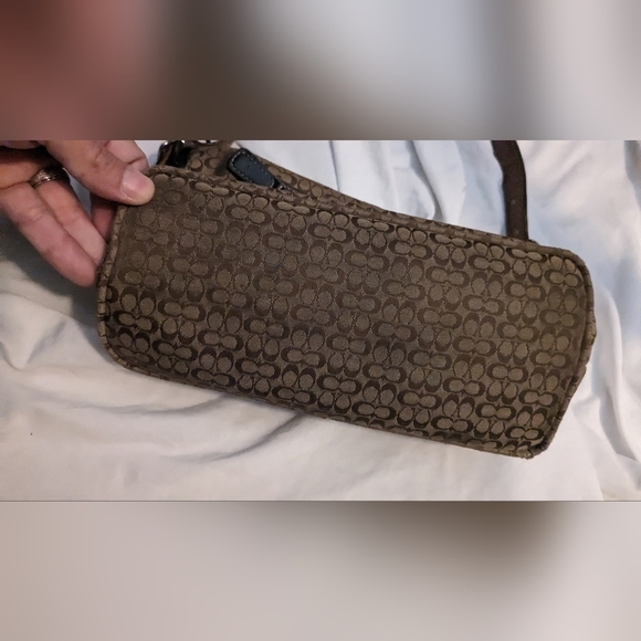 Coach purse - Picture 2 of 10